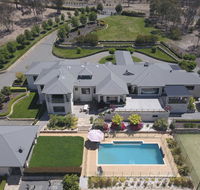 Canberra Luxury Estate - Accommodation Port Macquarie