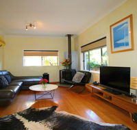 Cape Cod Beach House 25 Skyline Crescent - Accommodation Port Macquarie