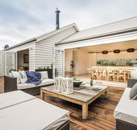 Capri House - Accommodation Port Macquarie