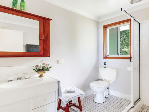 Captain's Lookout - Elevated Ocean Views, Rural Stay - Accommodation Port Macquarie 2