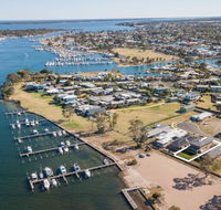 Captains Hideaway - Jetty Berth and Pet Friendly - Accommodation Port Macquarie