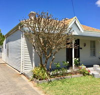 Carey Cottage - Accommodation Port Macquarie