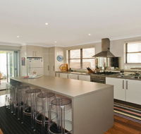 Casa Callala on King George - well appointed home - Accommodation Port Macquarie
