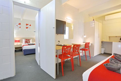 Castle Creek Motel - Accommodation Port Macquarie 1