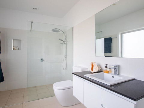 Catalina - Brand New House - Accommodation Port Macquarie 1