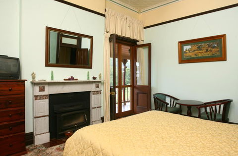 CBC Bed & Breakfast & Cafe - Accommodation Port Macquarie 0