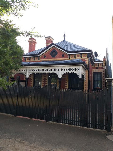 CBD Home Rinaldi's - Accommodation Port Macquarie 0