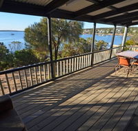 CDC-625 Beach House incl.rear 2BR studio - Accommodation Port Macquarie
