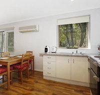 Cedar 6 - fully renovated apartment - Accommodation Port Macquarie