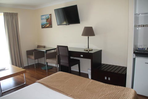 Centenary Motor Inn - Accommodation Port Macquarie 3