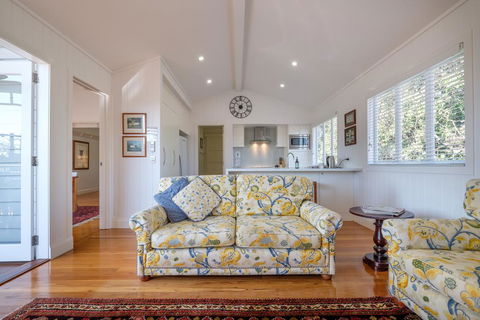 Central Cottage - Accommodation Port Macquarie 1