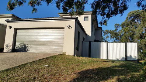 Central Gold Coast Large, Modern, Elevated House - Accommodation Port Macquarie 1