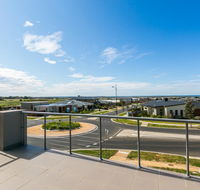 Centreside Ocean Views 59 - Accommodation Port Macquarie