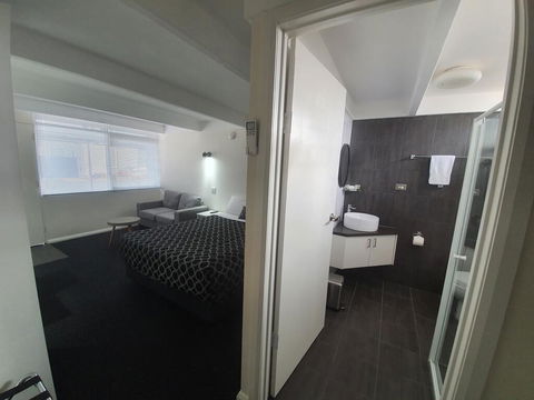 Charles Sturt Motor Inn - Accommodation Port Macquarie 3