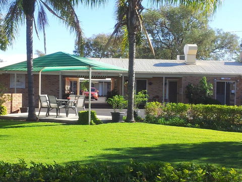 Charleville Waltzing Matilda Motor Inn - Accommodation Port Macquarie 0