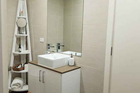 CHELSEA Family Home Close To Beach & Shops - Accommodation Port Macquarie 1