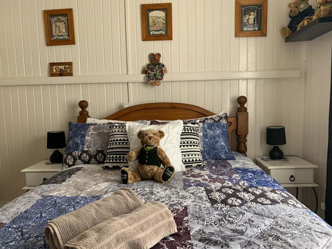 Cherry Blossom Cottage - Accommodation Port Macquarie 0