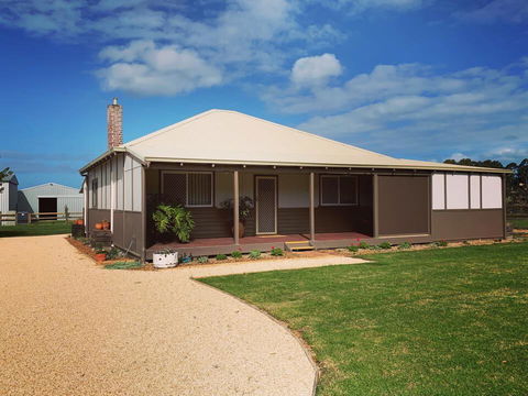 Chesterfarm And Stables - Accommodation Port Macquarie 1