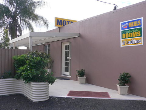 Chinchilla Motel - Accommodation Port Macquarie 0
