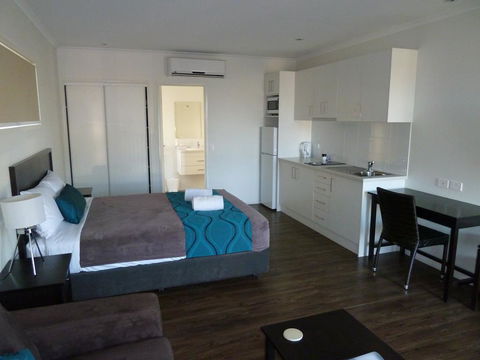 Chinchilla Tourist Park - Accommodation Port Macquarie 0