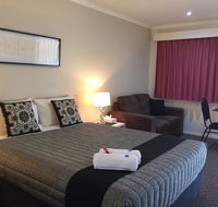 Chinchilla White Gums Motor Inn - Accommodation Port Macquarie