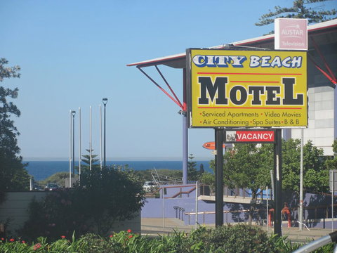 City Beach Motel - Accommodation Port Macquarie 0