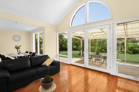 City To Beach - Free WIFI - Free 3 Car Parking - Great Location - Accommodation Port Macquarie 0