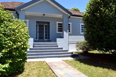 Clanwilliam - Accommodation Port Macquarie 0
