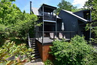 Cloudsong Chalet 3 - Close to the village centre