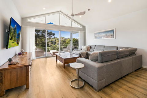 Coastal Living - Accommodation Port Macquarie 1