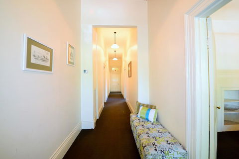 Cobb & Co House, Bha - Accommodation Port Macquarie 3