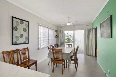 Coffey Court Cottage 2 - Accommodation Port Macquarie 1