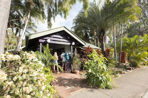 Colonial Village Cabins, Camping & Tours - Hervey Bay YHA - Accommodation Port Macquarie 2
