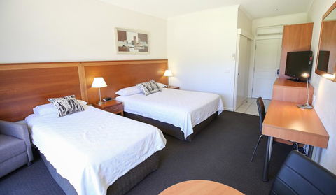 Comfort Inn Deakin Palms - Accommodation Port Macquarie 2