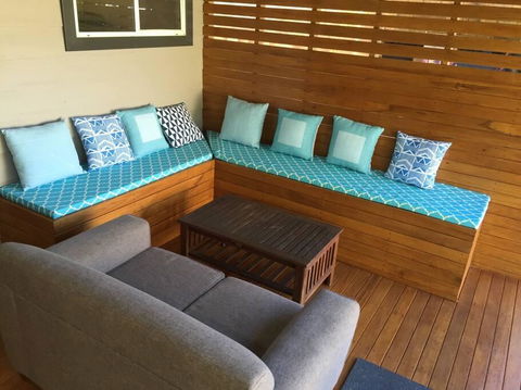 Comfortable Queen Sized Room Near Tuggerah Lake - Accommodation Port Macquarie 1