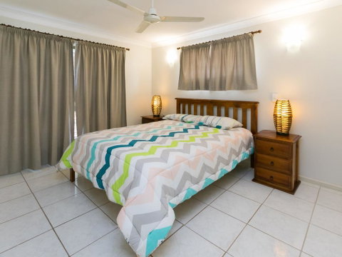 Comfy & Cosy (Upstairs) - Accommodation Port Macquarie 2