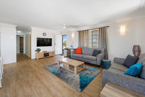 Comfy & Cosy (Upstairs) - Accommodation Port Macquarie 0