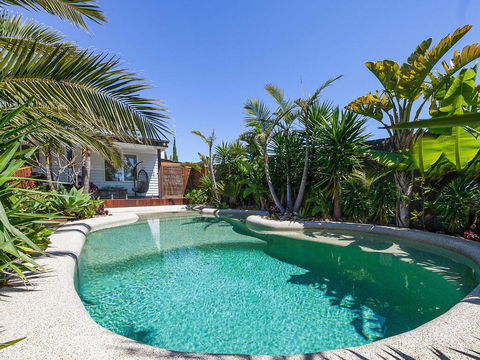 Como Palm Retreat - Tropical Oasis - Accommodation Port Macquarie 1