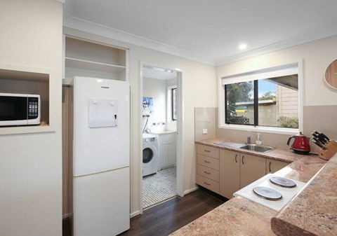 Convenient Location, Close To Tuggerah Lake - Accommodation Port Macquarie 2