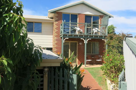 Coogee WA Accomodation - Accommodation Port Macquarie 0