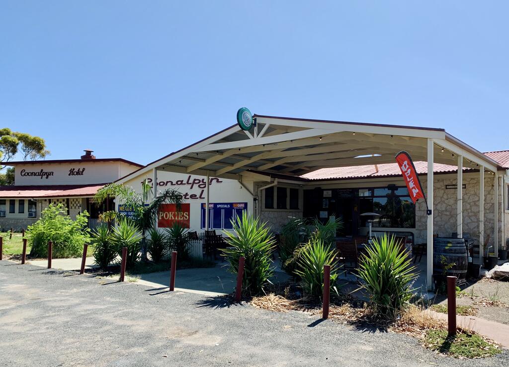 Coonalpyn SA Accommodation Port Macquarie