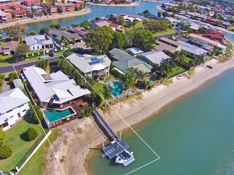 Coorumbong 16 - 5 BDRM Canal Home With Pool - Accommodation Port Macquarie 0