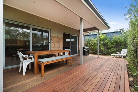 Cootamundra - Accommodation Port Macquarie 1