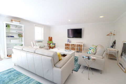 Corella Studio Apartment In Raffetys Resort - Accommodation Port Macquarie 3