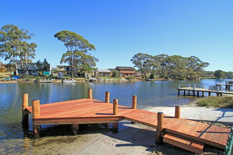 Cormorant Waterfront Home - Accommodation Port Macquarie 1