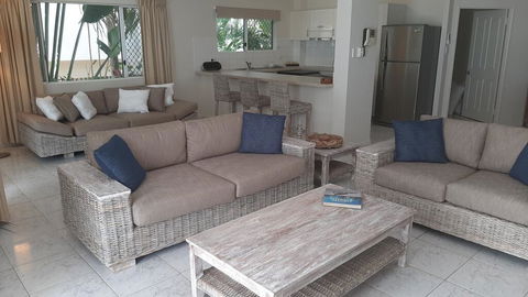 Costa Royale Trinity Beach - Accommodation Port Macquarie 3