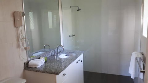 Costa Royale Trinity Beach - Accommodation Port Macquarie 1