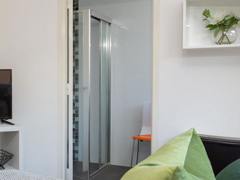 Cosy And Bright Studio Next To Westmead Hospital - Accommodation Port Macquarie 0