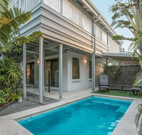 Cosy but Cool Sunshine Beach - Accommodation Port Macquarie