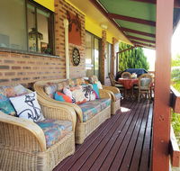 Cottage by the Bay - Accommodation Port Macquarie